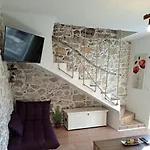 Vakantiehuis Kuca Get
