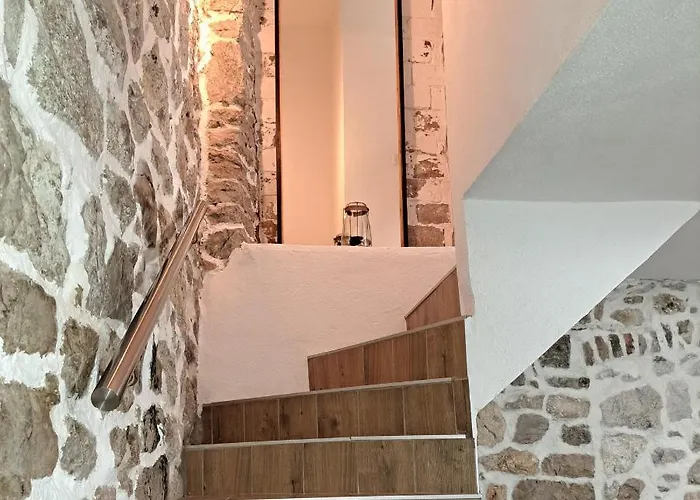 度假居 Kuca Get 贝蒂纳