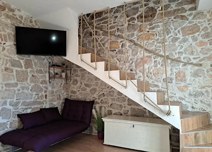 Kuca Get Betina (Sibenik-Knin)