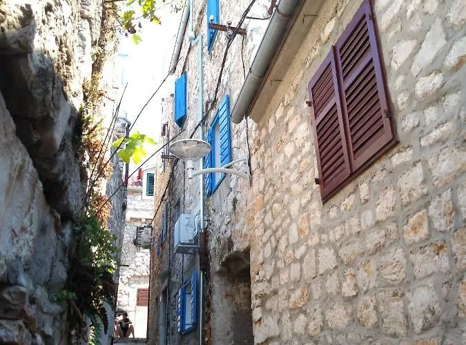 Dom wakacyjny Kuca Get *